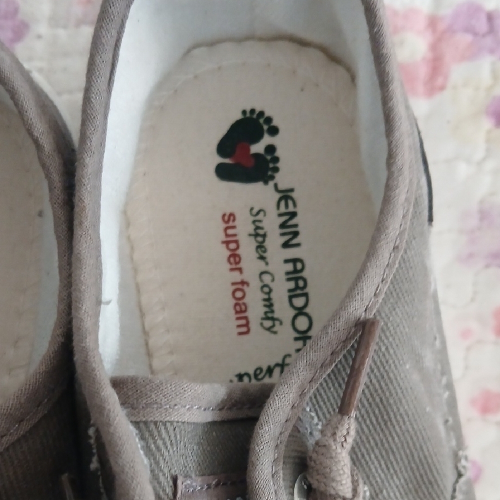 Jenn Ardor Gray Sneakers - Picture 4 of 10